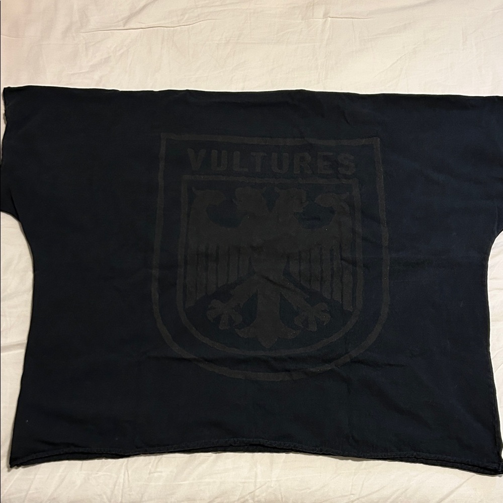 Kanye West Yeezy Vultures T-Shirt Black